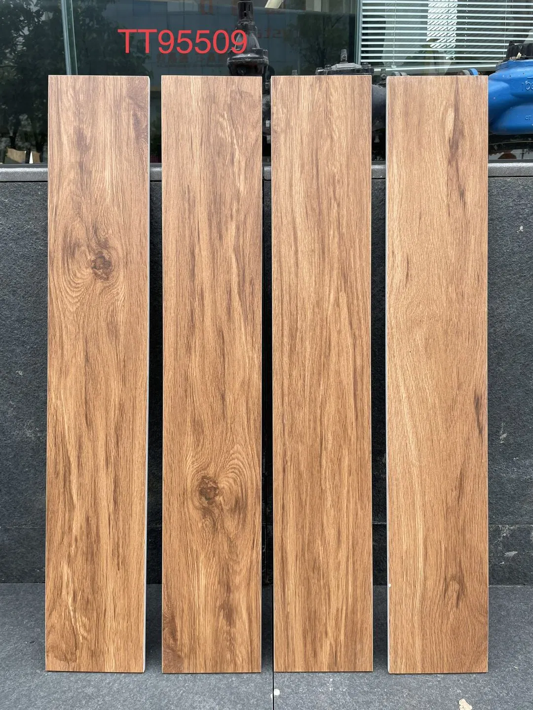 Wood Look Porcelain Timber Floor Ceramic Tile with Low Water Absorption